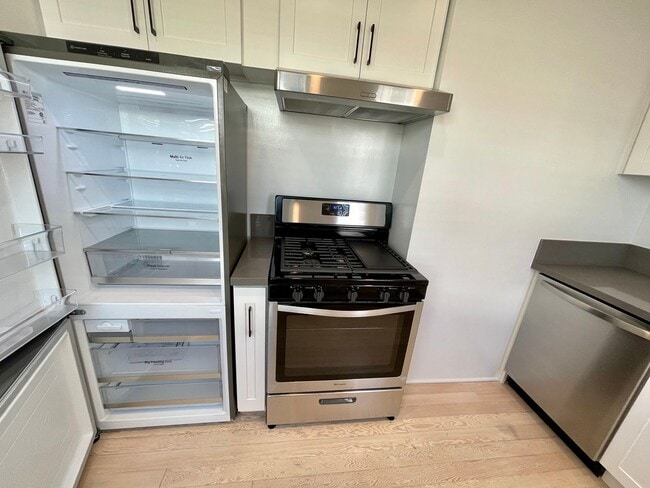 10368-10384 1/2 Bellwood Ave