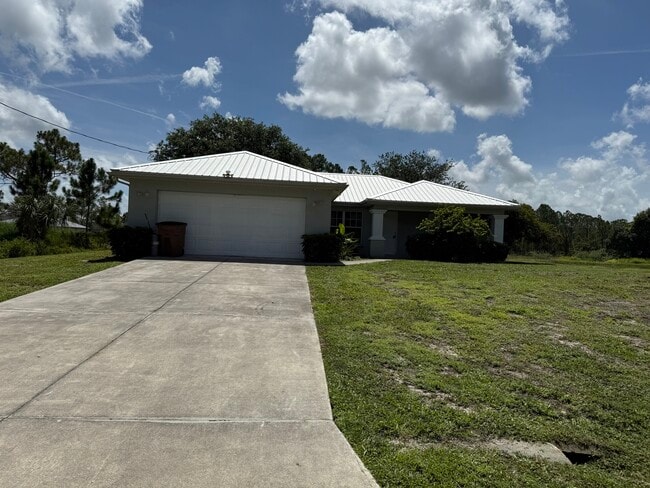 Building Photo - 689 Foxchase Dr Rental