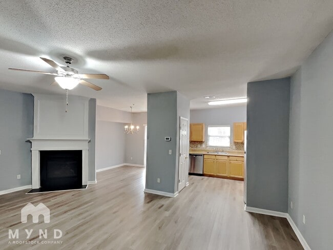 Photo - 356 Azalea Cir