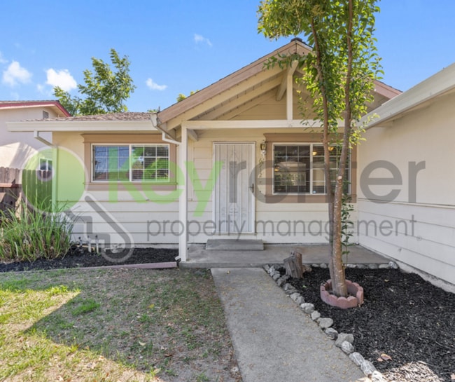 Building Photo - 6912 Sylvan Rd Rental