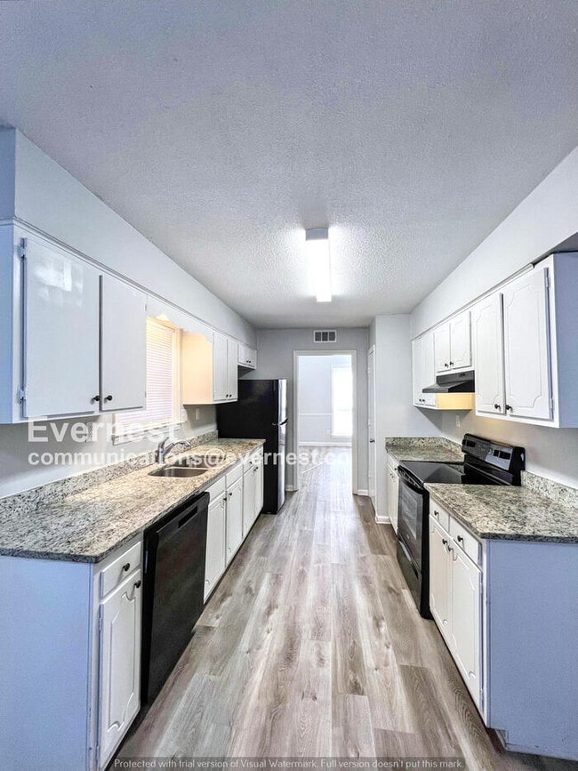 Photo - 3129 Domar St