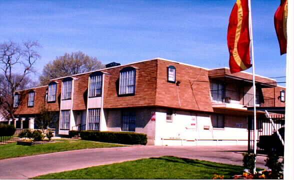 Photo - Camden Belmont