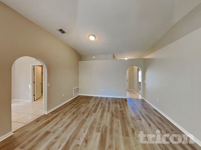 Photo - 7354 High Bluff Rd N