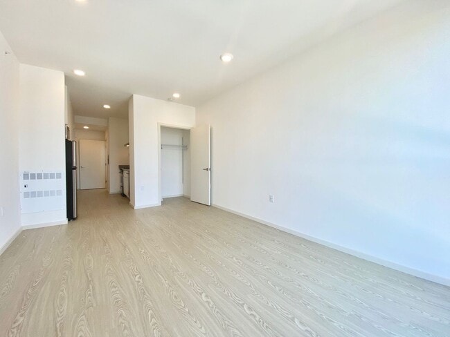 Photo - 1335 Folsom St