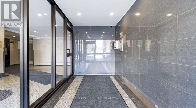 Photo - 839 Roselawn Ave Unit 202