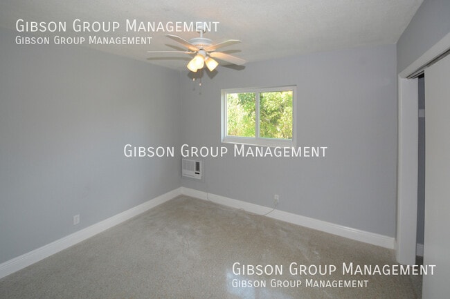 Photo - 806 NE 16th St Unidad 7