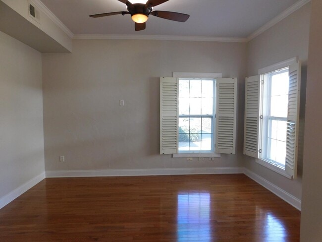 Photo - 23 N Hillside Ave