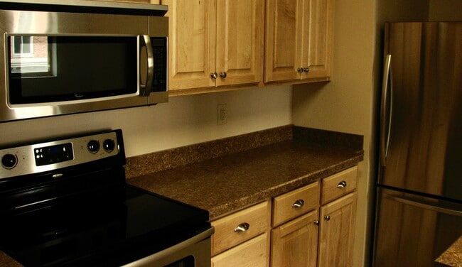 Photo - 19 E Main St Unit Apartment 1