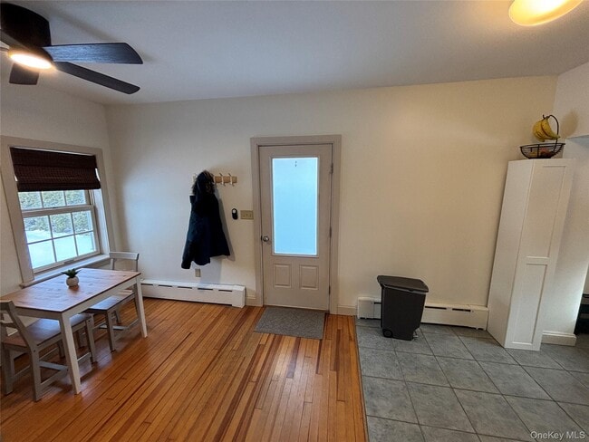 Photo - 11 W Bridge St