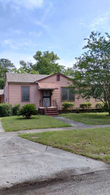Building Photo - 1040 Brandywine St