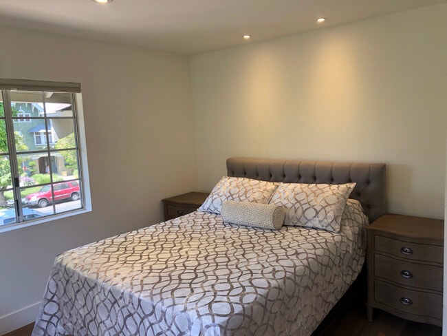 Photo - 2650 Van Buren Pl