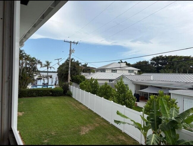 Photo - 118 Yacht Club Dr Unit 7