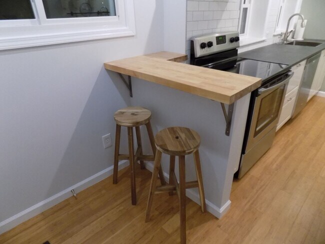 Photo - 3621 Childs St Unidad 2