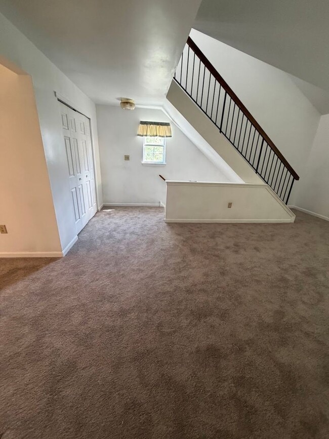 Photo - 3 Bedroom Seven Oaks Condo