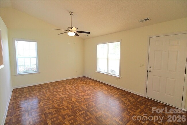 Photo - 309 Hamilton St