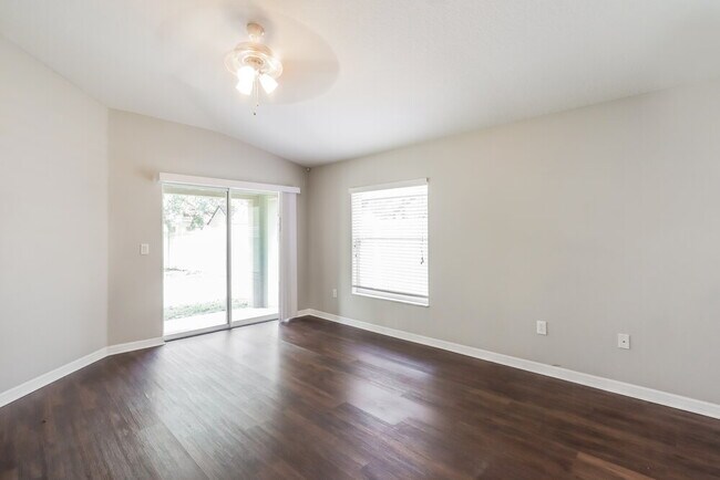 7334 Lumber Port Dr