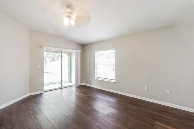 Photo - 7334 Lumber Port Dr