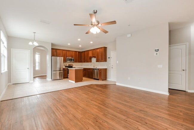 10469 Moss Rose Way