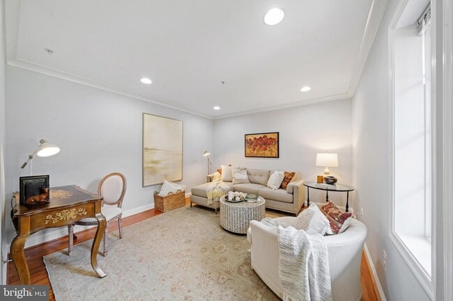 Photo - 304 Parkview Ave
