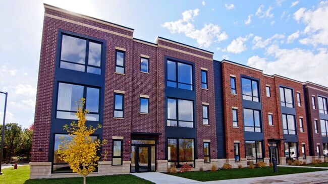 Building Photo - 290 Stonington Dr Unit 301