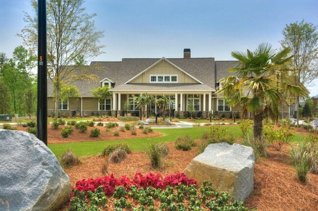 Lullwater At Riverwood