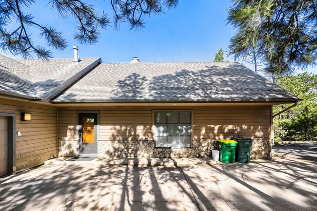 Photo - 21648 Mountsfield Dr