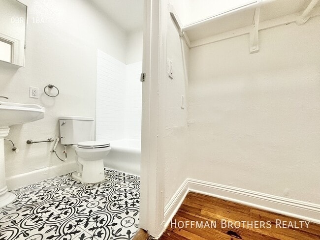 Photo - 245 N Kenmore Ave Unit 205