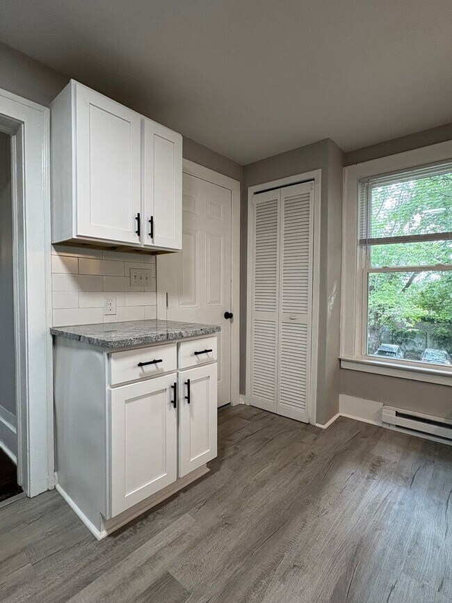 200 Main St Unit 3
