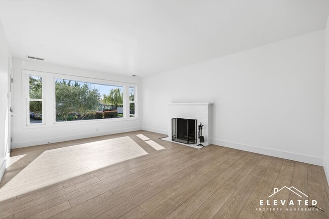 Photo - 45 Payran St