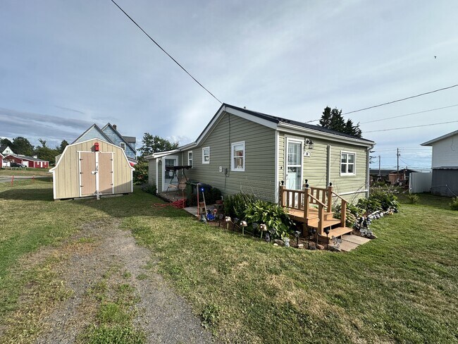 Photo - 10 Chapel Ave