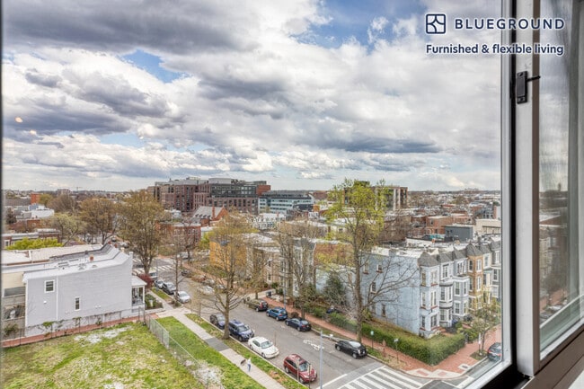 Photo - 318 I St NE Unit FL6-ID493