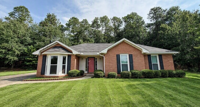 Building Photo - 239 Lee Road 851