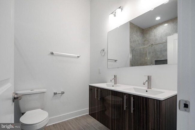 Photo - 2032 E Susquehanna Ave Unit 2