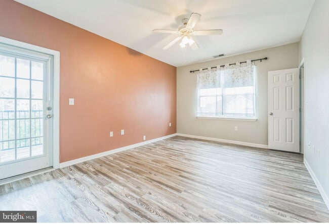 Building Photo - 13502 Derry Glen Ct Unit 403 Rental