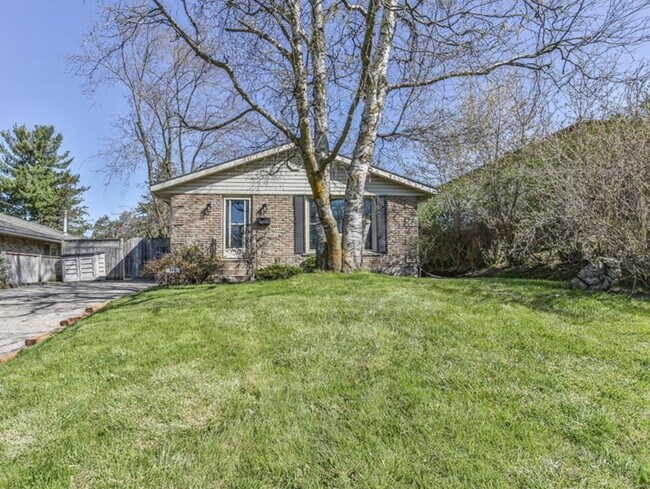 Photo - 319 Albert St Unit 1