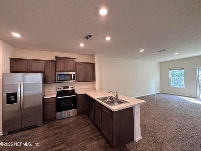 Photo - 316 Pistachio Pl