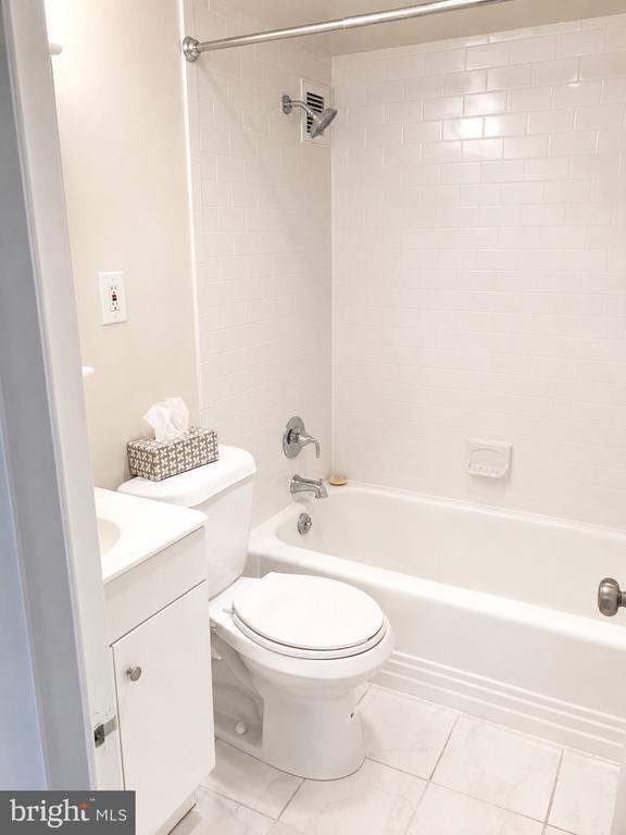 200 Locust St Unit 4DN