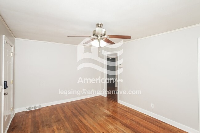 Photo - 2336 James St