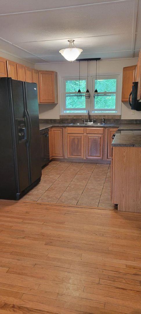 Photo - 3 Bd 1.5 Ba with 4 acres.