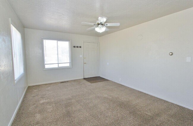 Photo - 2303 3rd St S House