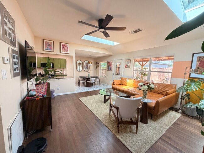 Photo - 11728 Maybach Dr
