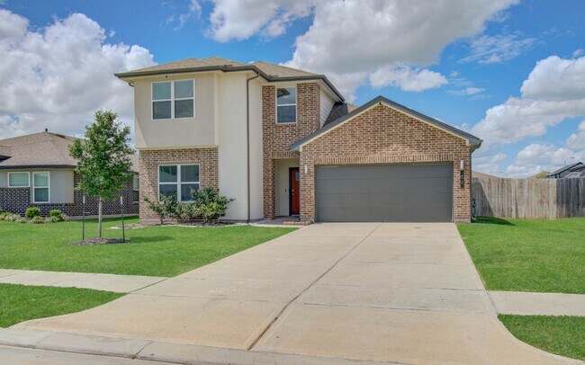 22 Desert Spring Ln