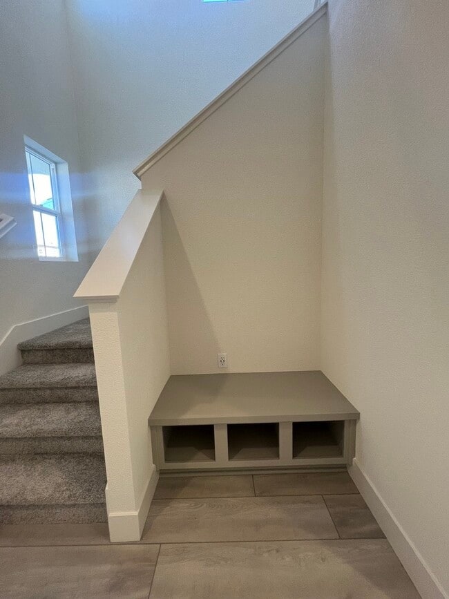 Photo - 1748 Jade Pl