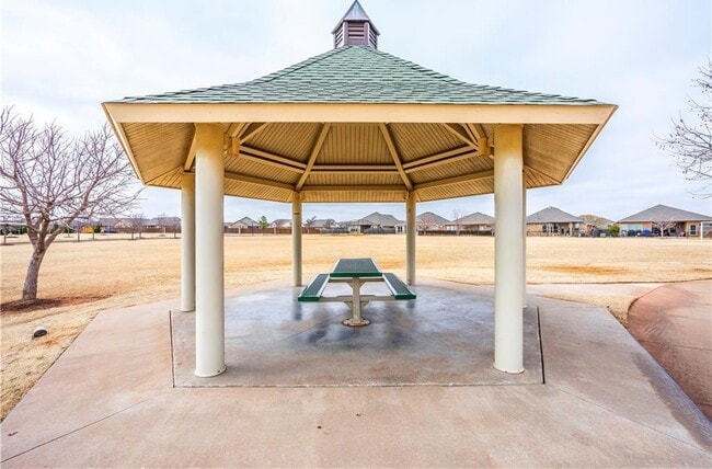 Photo - 2600 NW 185th St
