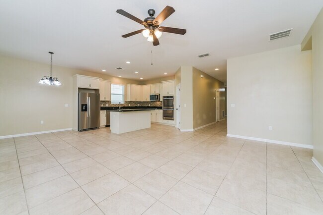 Photo - 1861 Castleton Dr