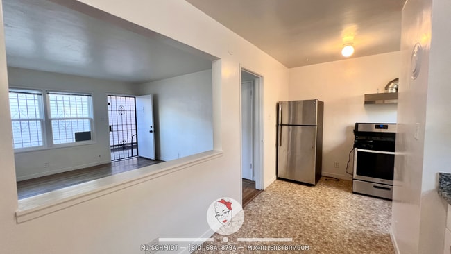 Photo - Remodeled 1 bedroom with hardwood flooring and spacious modern kitchen with new appliances! Unit A