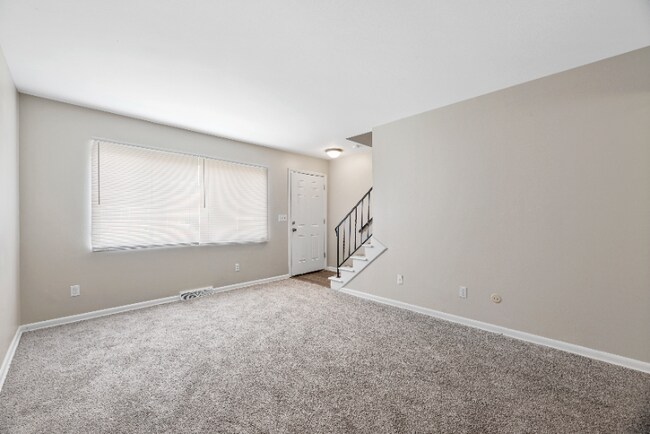 Photo - 800 Harrisburg Pike Unit 2 bedroom townhomes