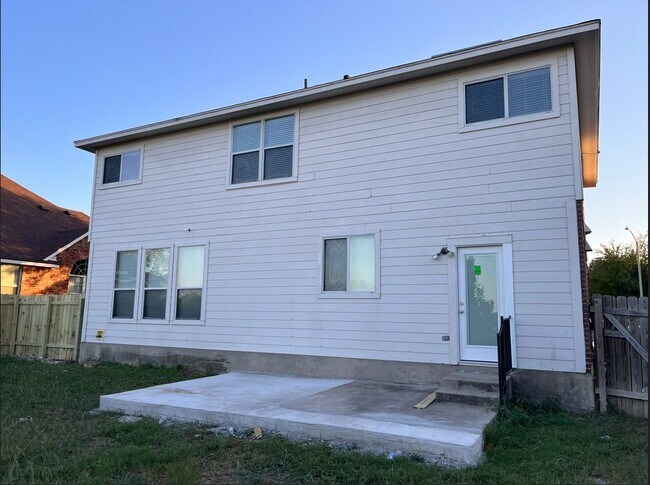 243 Devonshire Dr