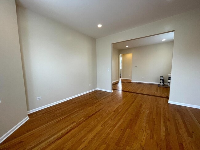 Photo - 2809 W Wabansia Ave Unidad 2