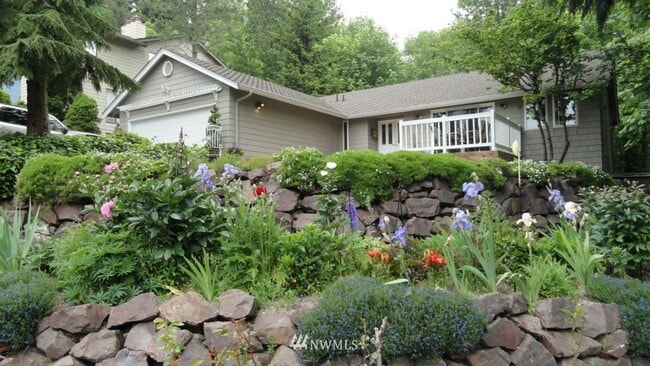 Building Photo - 14124 SE 49th Pl Rental